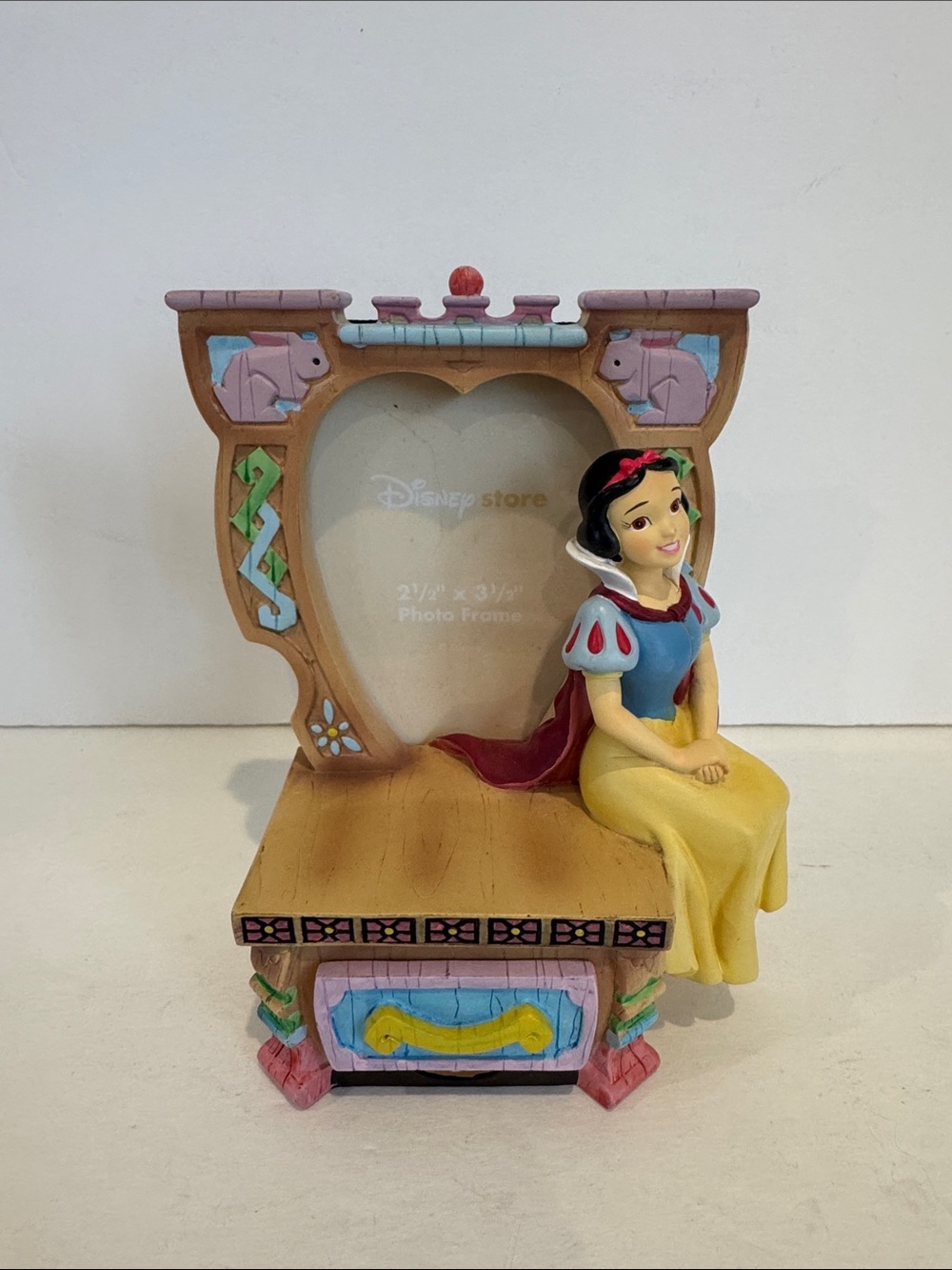 Disney Snow White Figurine Picture Frame with keepsake drawer New